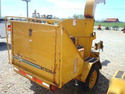 2001 vermeer 1230A brush chipper