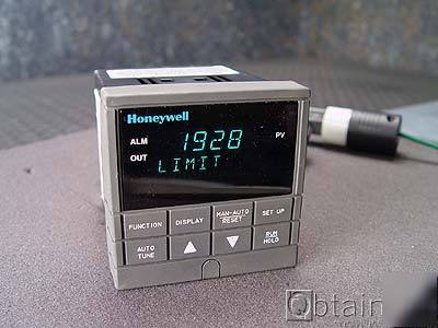 Honeywell UDC2000 mini-pro digital limit controller