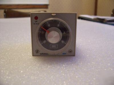 Omron timer-H3BA-8 used and working with base 