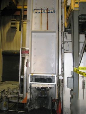 Pacific 400/500 ton hydraulic straight side press