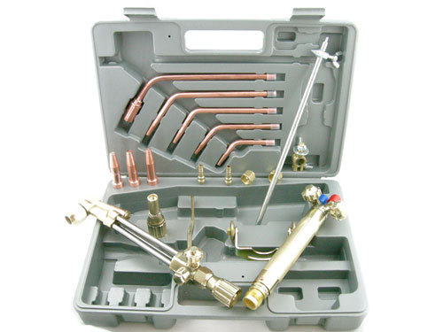 Welding kit for broad range of cutting, heating apps.