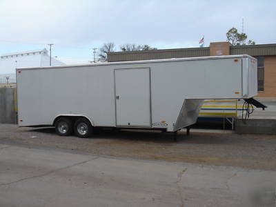 28' carson 5TH wheel trailer