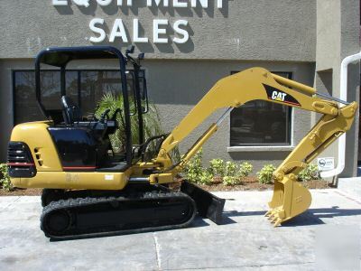 2004 caterpillar 302.5 mini cat excavator