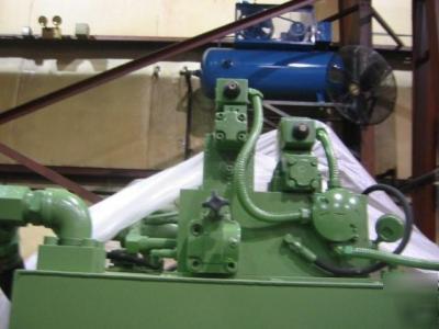 30 ton wolinak trim press 4-post hydraulic 
