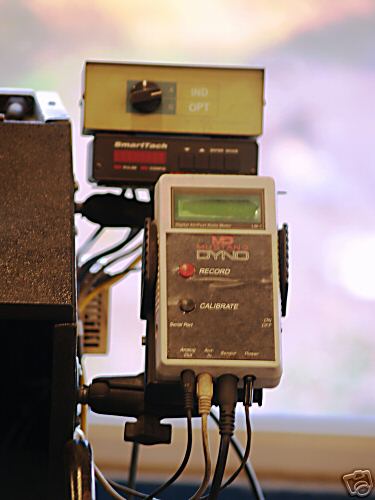MD600 series mustang dynamometer w/4 post lift&access.