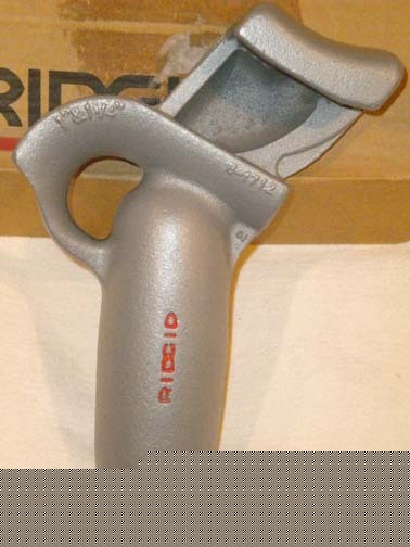 New in box ridgid 35240 bender, 1-1 1/4