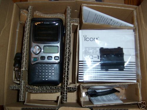 Used icom ic-R3 unblocked 0.495-2450 mhz ICR3 ic R3