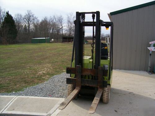 Clark fork lift