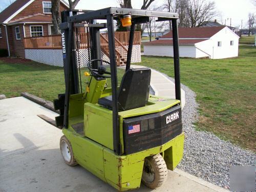 Clark fork lift