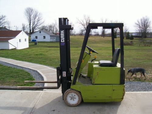 Clark fork lift