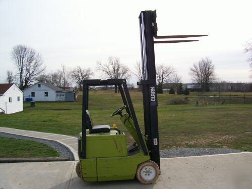 Clark fork lift