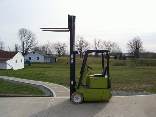 Clark fork lift