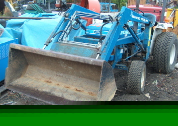 1983 ford 1510 tractor with 770B loader & woods backhoe