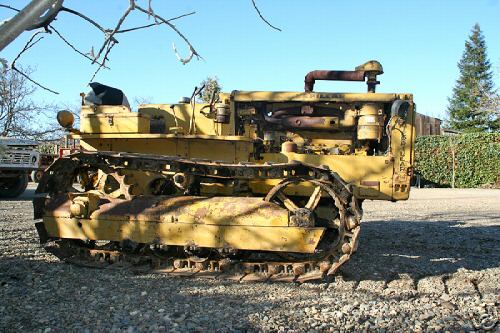 Caterpillar D4 crawler tractor