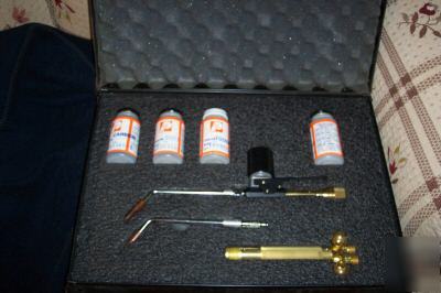 Harris calorific welding torch set w/ permatom in case