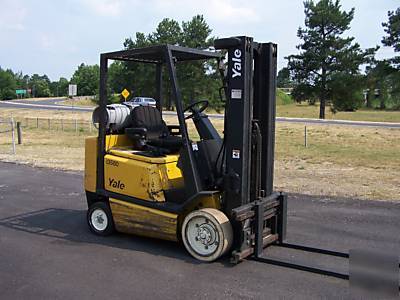 Yale 5000 lb capacity forklift cushion/warehouse