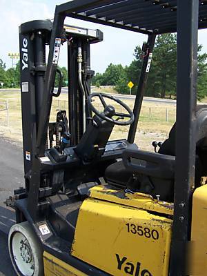 Yale 5000 lb capacity forklift cushion/warehouse