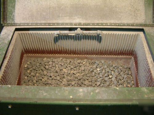 Nice ultramatic portaburr 3 vibratory parts tumbler