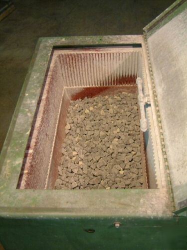Nice ultramatic portaburr 3 vibratory parts tumbler