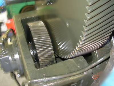 Plastic extruder 2.4 in nrm 30 to 1 vented
