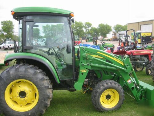 John deere 4720 compact tractor, cab, loader, 105 hours