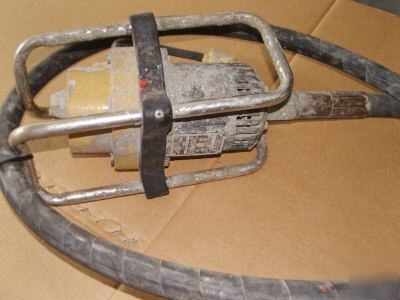 Wyco 992 concrete electric vibrator