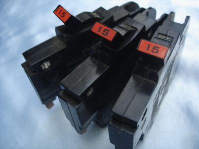  3 slim federal pacific single pole 15 amp breakes