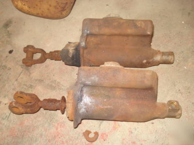Case la tractor brake master cylinders