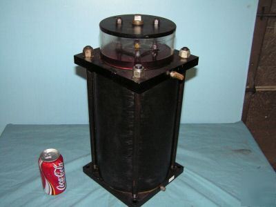Destaco air-hydraulic booster