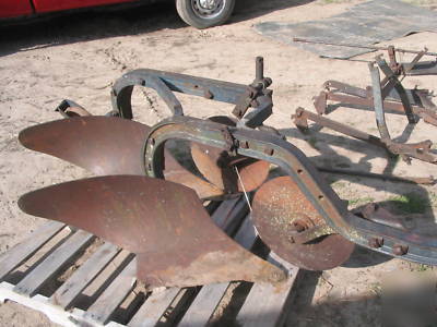 Farmall c C295 mounted plow 2X14 super chief bottoms