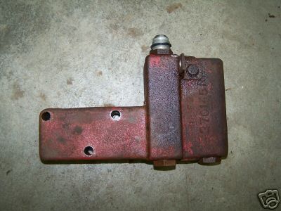 Left junciton block for farmall ih 560