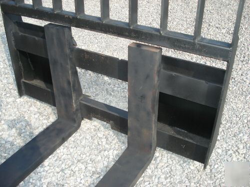 Pallet forks fit bobcat case most skid steer loaders b
