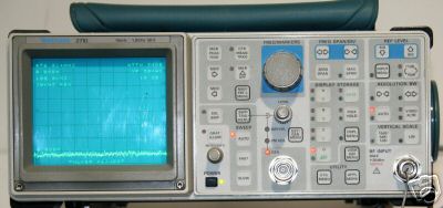 Tektronix 2710 spectrum analyzer + tracking generator