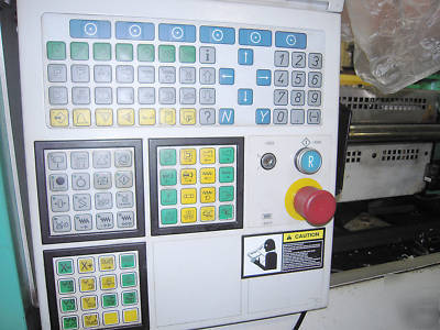 Arburg allrounder 28 ton injection molding machine