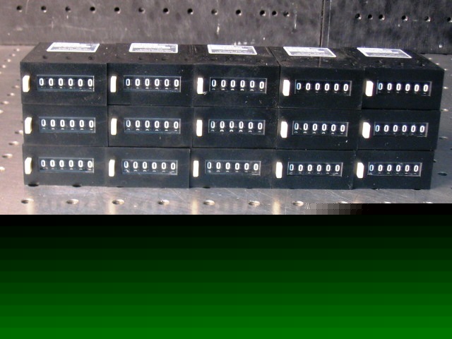 B28510 [15] ellis/kuhnke pneumatic counters
