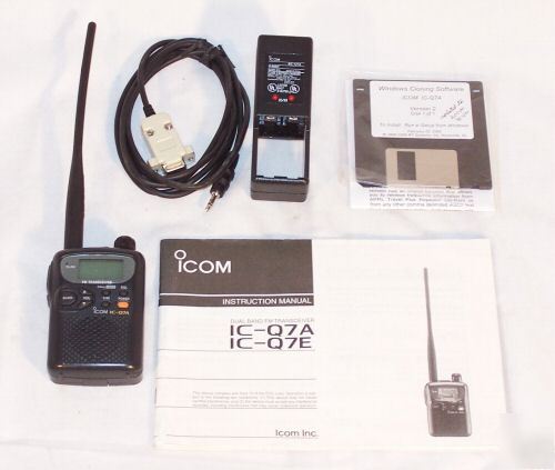 Icom ic-Q7A dual band fm transceiver excellent cond. 