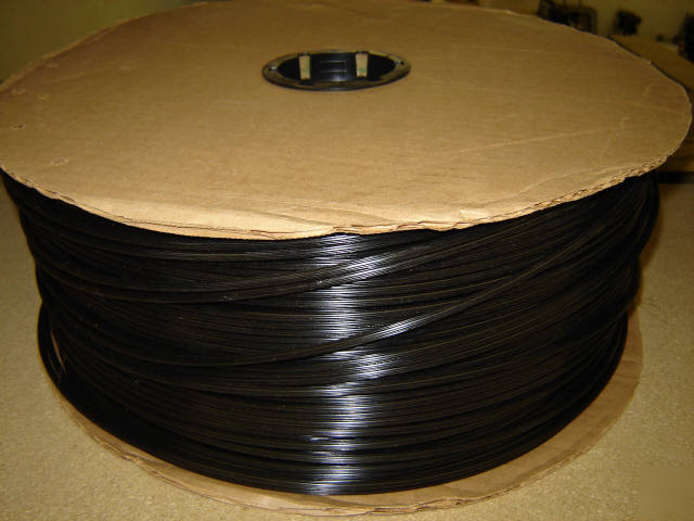 Lot 100 ft pe ribbed screen replacement spline - .175 