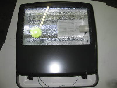 New lithonia lighting tfa 400M ta 480 floodlight, brand 