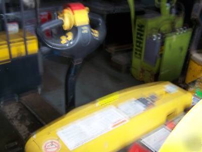 Yale walkie battery pallet truck jack fork lift MPW060