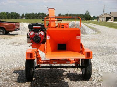 2006 salsco 4IN. wood chipper w/ 16HP briggs & stratton