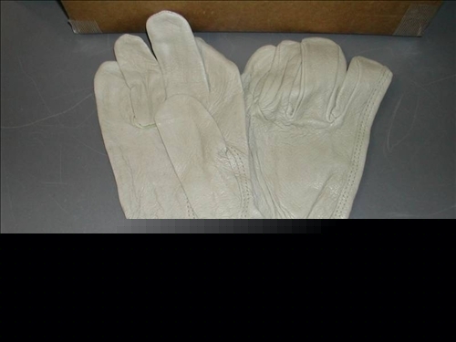 Lot of 34 pairs of all leather work gloves