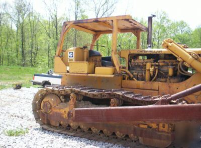 Caterpillar cat D8H dozer, shuttle shift diesel winch