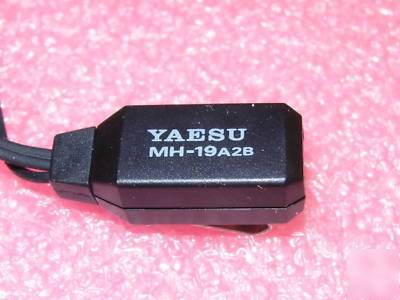 New mh-19A2B earpiece/microphone - - (nos)