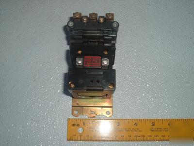 Ac contactor 702-AOD92 allen bradley