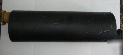 Donaldson muffler M110028 4