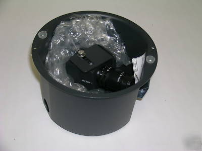 Pelco DF5CA-OV3 color hi camera kit lens dome back box