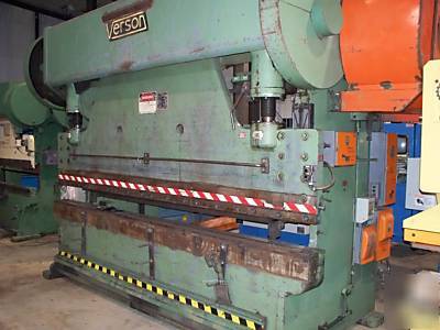 Verson 12' x 150 t mechanical press brake, 24