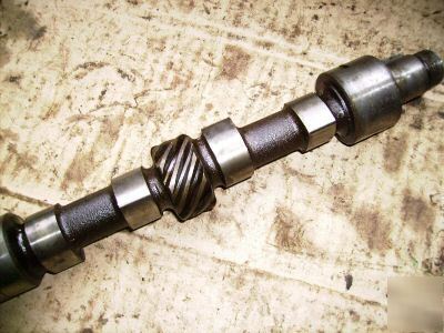 300 farmall tractor camshaft 439620 dc