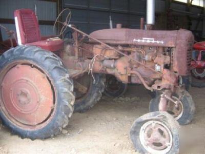 Farmall 100 hi clear tractor-- not 130 ih international