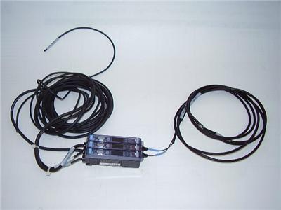 Lot keyence fs-V12 + fu-49X fiberoptic sensors